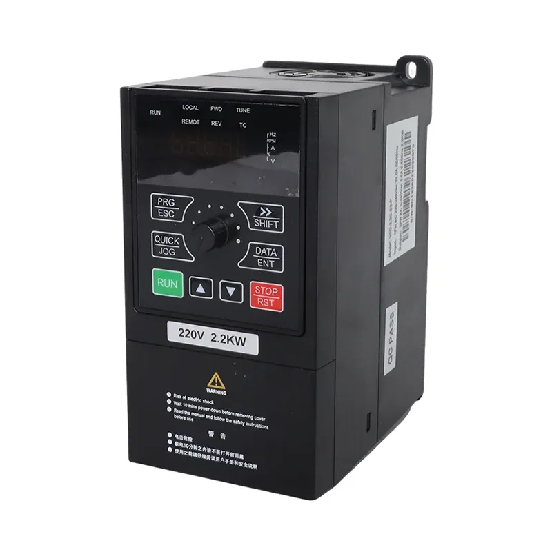 Caidéal Gréine 7.5kW/11kW 3 Chéim 380V agus Inverter Ginearálta VFD
